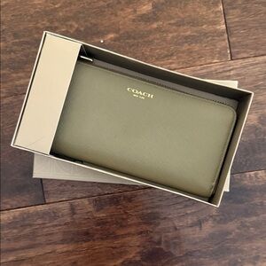 Coach Olive Green Wallet